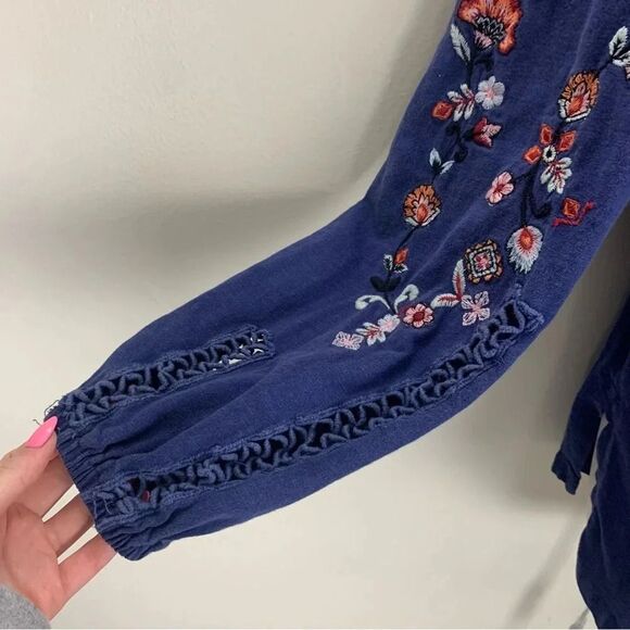 Soft Surroundings Floral Embroidered Top Navy Blue 100% Cotton Long Sleeve XS - Picture 3 of 8